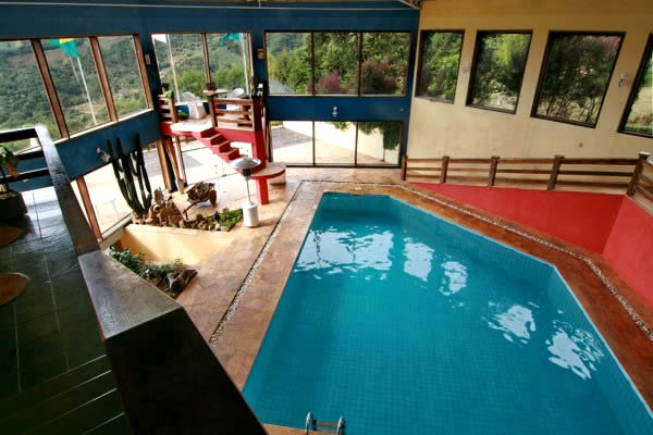 Piscina Aquecida - O Montanhês