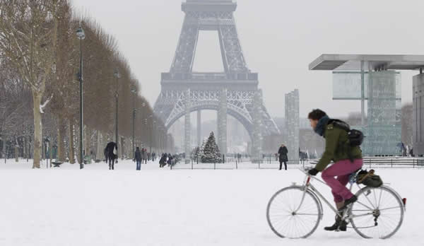 Andar de Bicleta em Paris