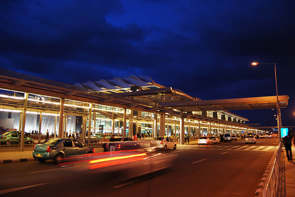 Primeira Viagem de Avião - Aeroporto